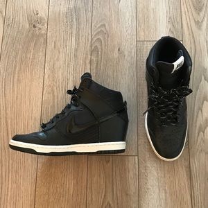 Nike Force Sky High Women’s Sneaker